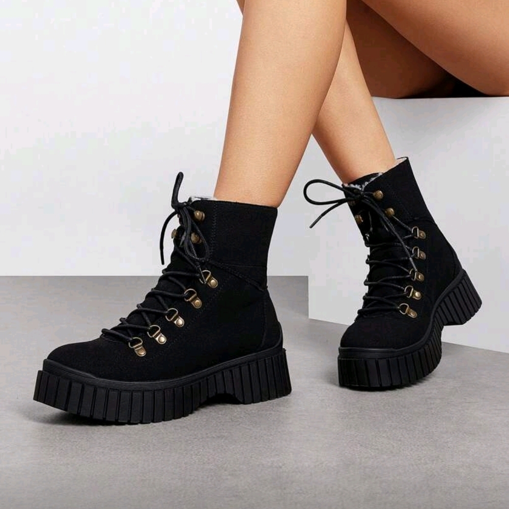 Brand New SHEIN Black Lace-Up Platform Boots Size 11